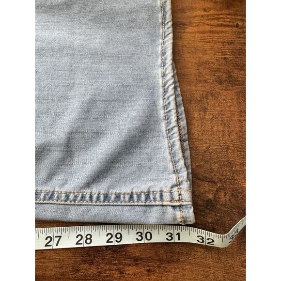 OLD NAVY Extra High Rise Flare Jeans Women's 20 24 Light Wash Blue Fits You New - Picture 9 of 10